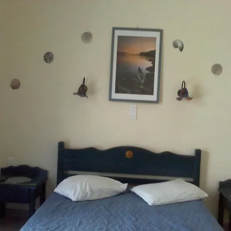 Isalos 3* Livadi (Serifos)