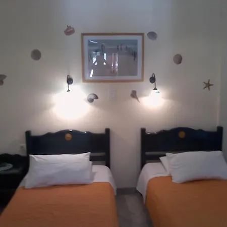 Isalos Hotell 3*