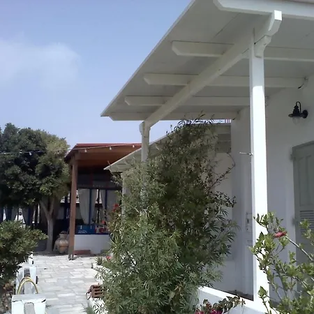 Isalos 3* Livadi (Serifos)