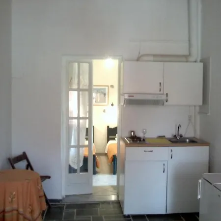 Hotel Isalos 3*